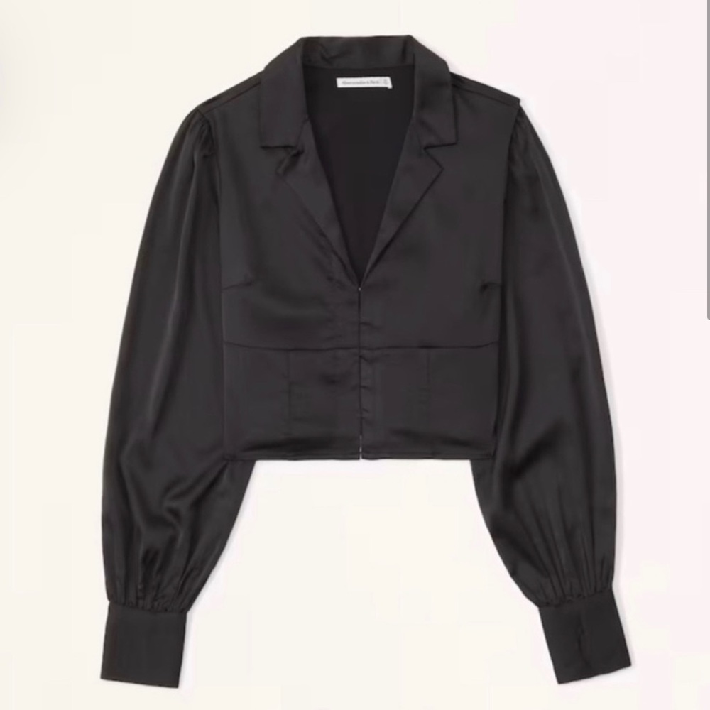 Abercrombie & Fitch Long-Sleeve Satin Hook-and-Eye Shirt